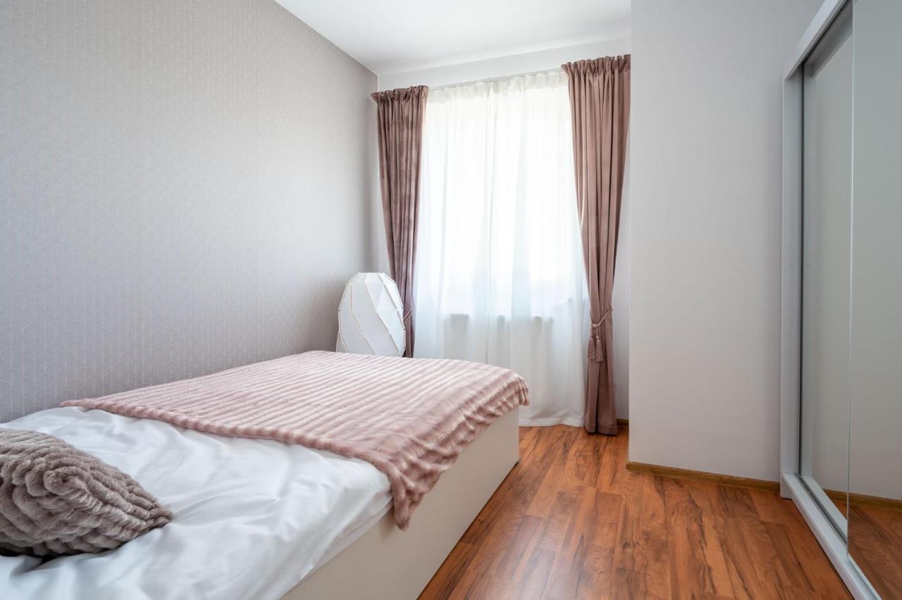 Seaesta Darlowo - Komfortowe Pokoje I Apartamenty Exterior photo